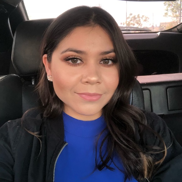 Meet your Posher, Erica - Picture 1 of 1